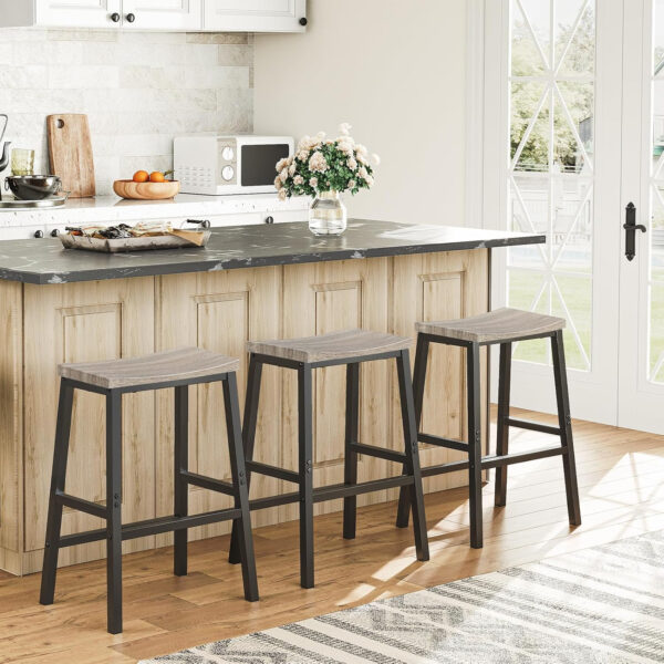 HOOBRO Bar Stools, Set of 2 Bar Chairs, 23.6 Inch Saddle Stools, Kitchen Counter Seat with Footrests, Industrial Barstools for Dining Room, Kitchen, Counter, Rustic Brown and Black BF02MD01