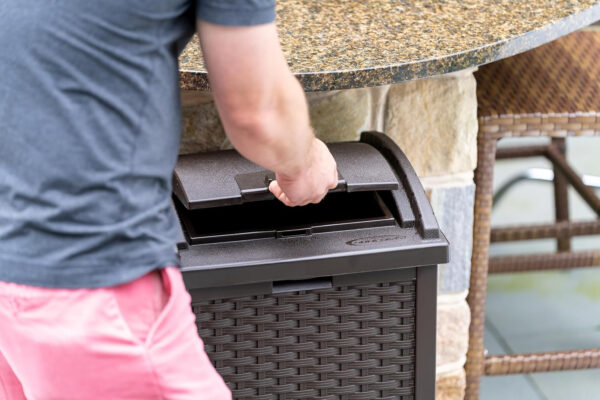 68880712e225bb54d23623f38981e586eb0468f76ae317efcd67e.jpg Suncast 33 Gallon Commercial Outdoor Trashcan Hideaway with Lid for 30 to 33 Gallon Trash Bags for Garage, Backyard, or Garden, Brown