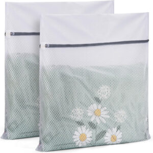 Ultimate 7 Pack 6 Size Mesh Laundry Bags Set for Delicates with AUTO-Lock Zipper, Lingerie Bags for Washing Delicates, Laundry Bags Mesh Wash Bags, Delicates Laundry Bag for Jeans,Blouse,Stocking,Bra