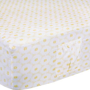 Amazon Basics Soft Microfiber 4-Piece Bed Sheet Set with Elastic Side Pockets, Full, Black Grid, Geometric