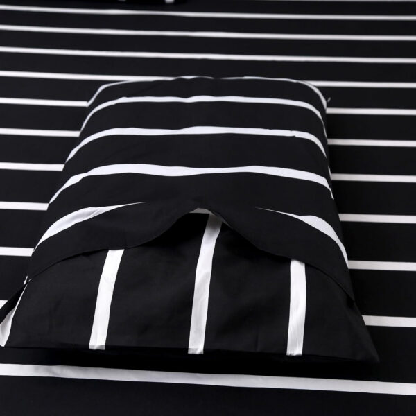 MAG 3pcs Black Floral Bed Sheet,Microfiber Flower Bedding Sheet Set,Boho Bedding Sheet Set with 1 Fitted Sheet and 2 Pillowcases,14 Inches Deep (Black, Queen)