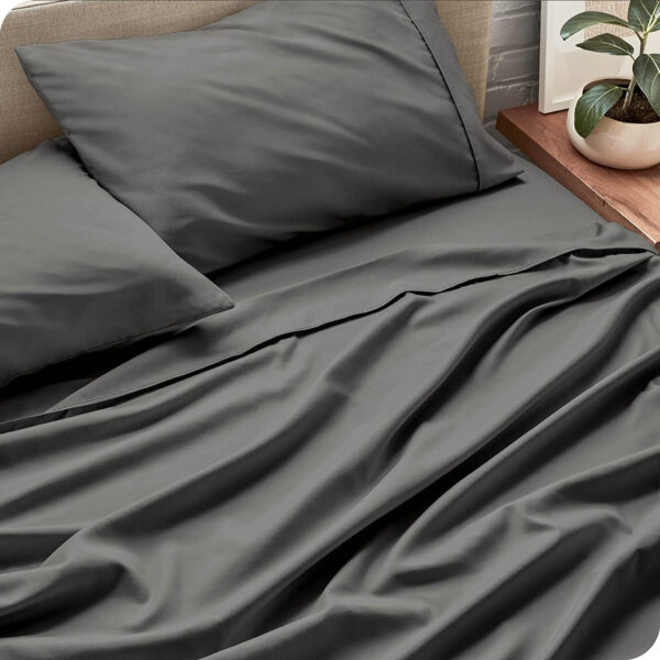 King Size Bedding Set | 4 Piece Bed Sheet Set | Easy Fit Deep Pockets Elastic Sheet with Flat Sheet & Pillowcases| Extra Soft & Wrinkle Free Sheets | Shrinkage & Fade Resistant [White]