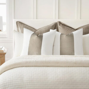 6888af70c4449f22e247fcbddbfcc7bd33e7ab136d3cbe4b97797.jpg EVERGRACE x Kinsey Walsh Signature Velvet Panel Cotton Pillow Covers Set of 2, Decorative Pillow Covers 22"x22" for Couch, Square Cushion Cases for Sofa Bedroom Living Room, Blue Topaz