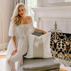 6888af83203ab7f60c31e821938e31b722ff4f8884aedb1262ff3.jpg EVERGRACE x Kinsey Walsh Signature Velvet Panel Cotton Pillow Covers Set of 2, Decorative Pillow Covers 22"x22" for Couch, Square Cushion Cases for Sofa Bedroom Living Room, Blue Topaz