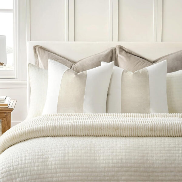 6888af88aa47d46353dc85262dddd5a8bd758fc5ca4427220b997.jpg EVERGRACE x Kinsey Walsh Signature Velvet Panel Cotton Pillow Covers Set of 2, Decorative Pillow Covers 22"x22" for Couch, Square Cushion Cases for Sofa Bedroom Living Room, Blue Topaz