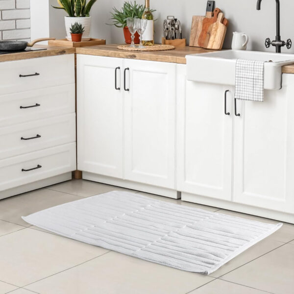 Tranqun 6 Pcs Bath Mat Towel Sets 31.5 x 19.7 Inches Absorbent Cotton Bath Mats for Bathroom Bathmats Washable Soft Fade Resistant Cotton Bath Rug for Shower Bathroom Floor Hotel Spa Bathtub White