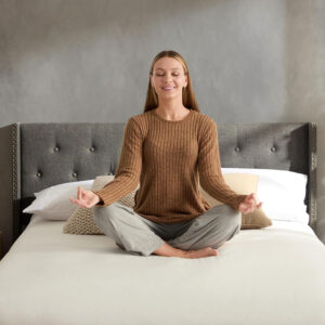 Hearth & Harbor King Bed Frame and Headboard Wingback – Linen Button-Tufted Upholstered King Size Bed Frame, Platform Bed Frame King, Modern Bedframe, Box Spring Required, Grey